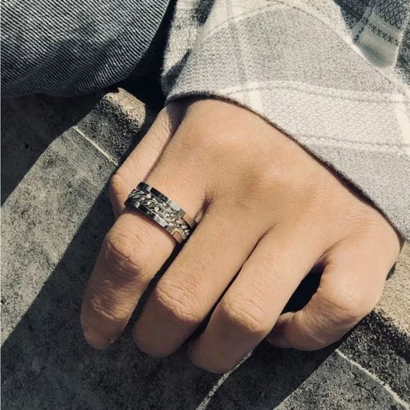 Men's Titanium Spinner Bottle Opener Chain Wedding Band Ring CLOSEOUT - Picture 7 of 15